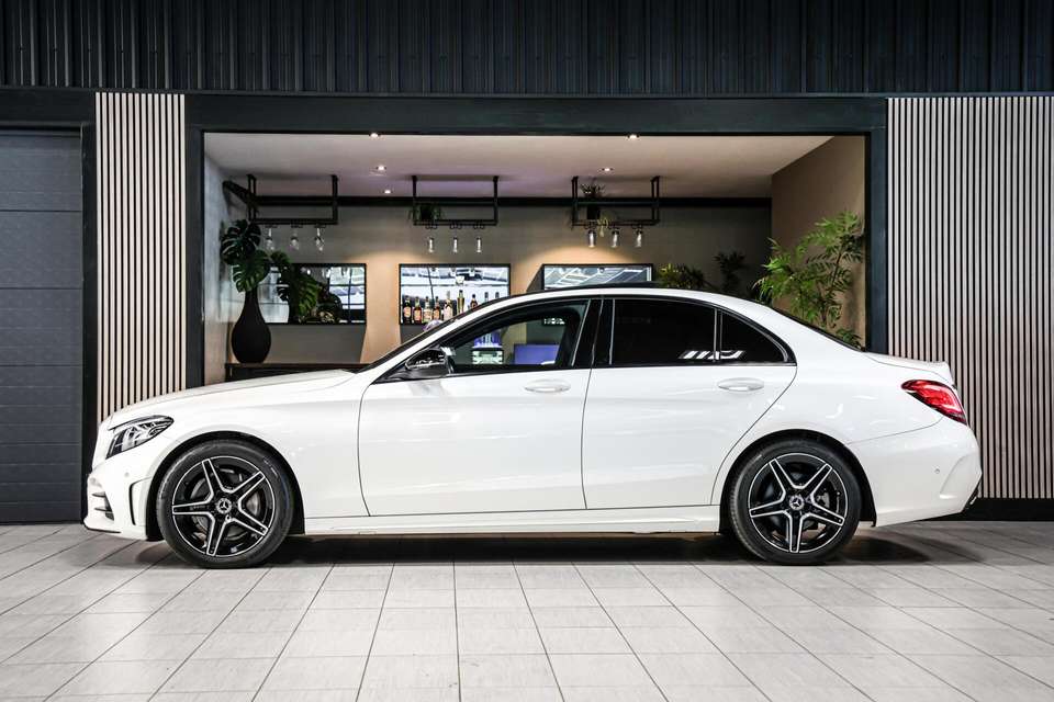 Mercedes-Benz C 180 - Imagem 7