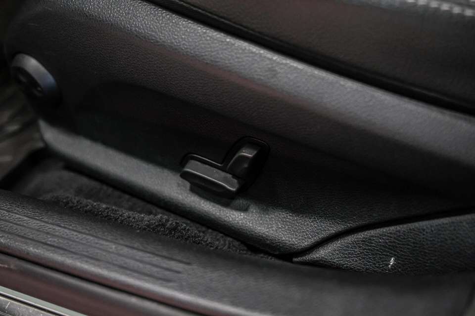 Mercedes-Benz C 180 - Imagem 11
