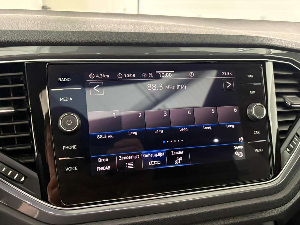 Volkswagen T-Roc - Imagem 12