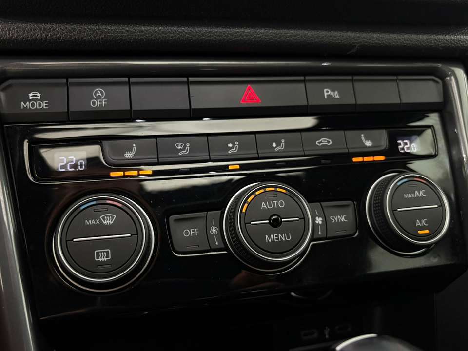 Volkswagen T-Roc - Imagem 13