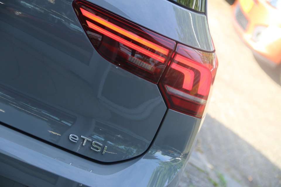 Volkswagen Golf - Imagem 7