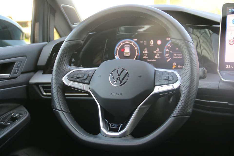 Volkswagen Golf - Imagem 12