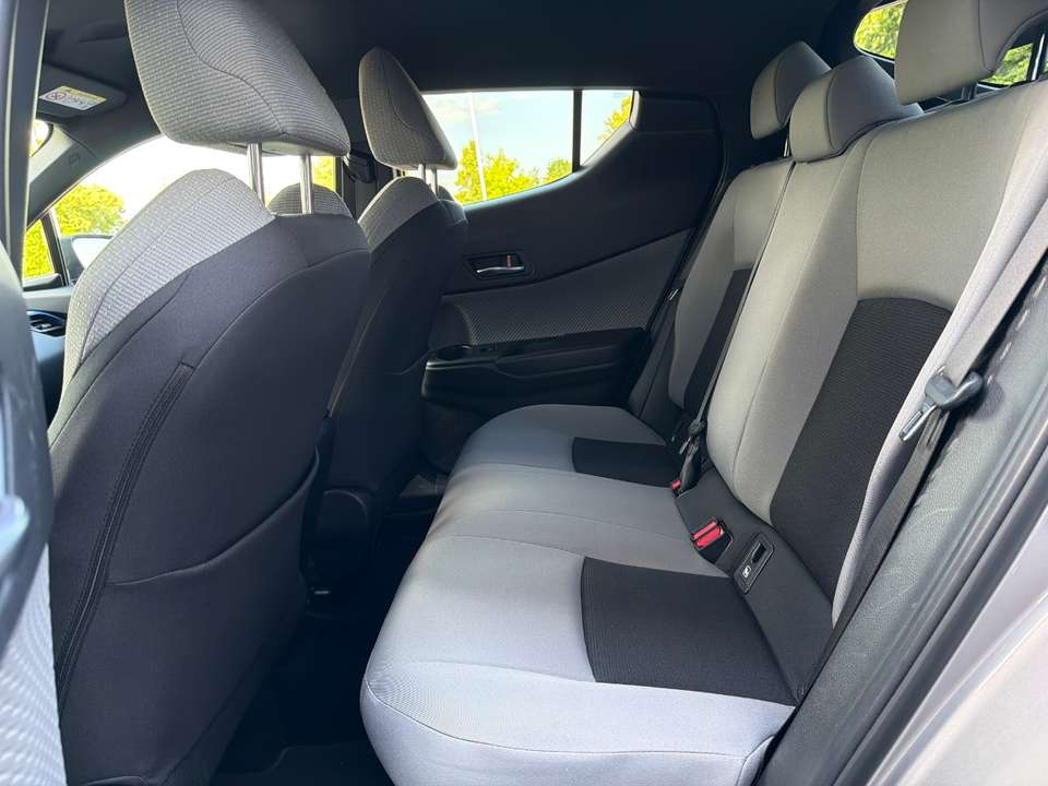 Toyota C-HR - Imagem 19
