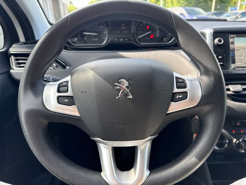 Peugeot 208 - Imagem 8