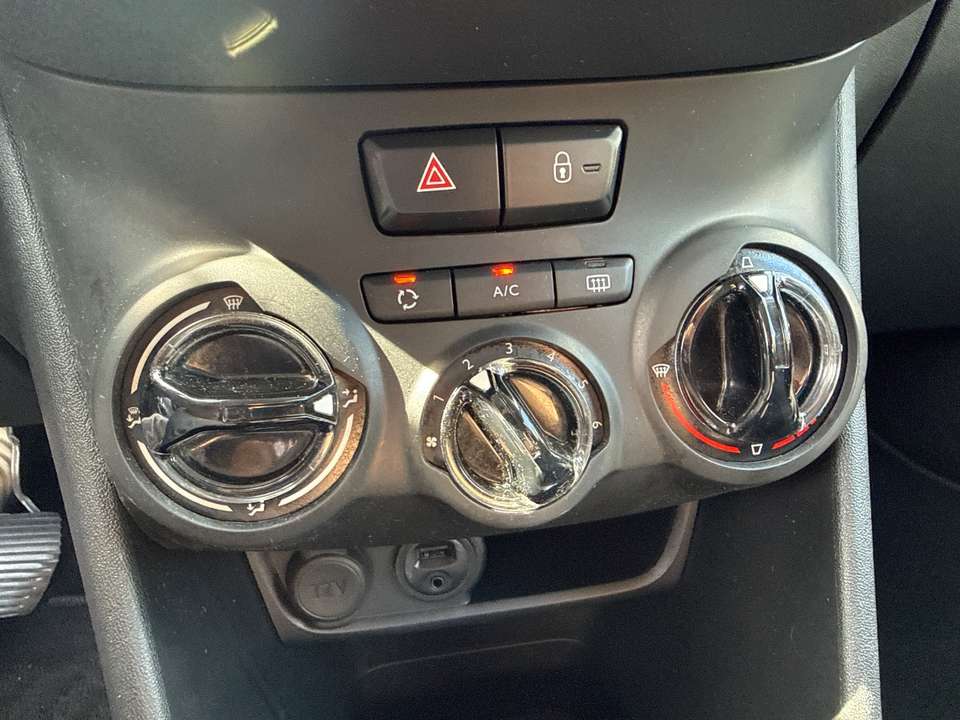 Peugeot 208 - Imagem 12