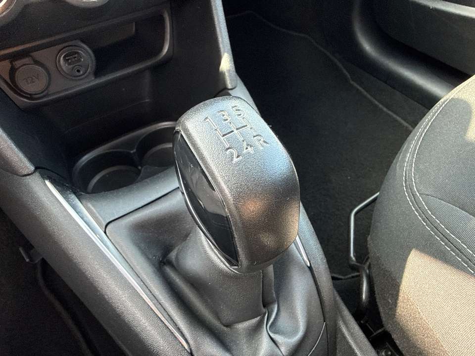 Peugeot 208 - Imagem 13