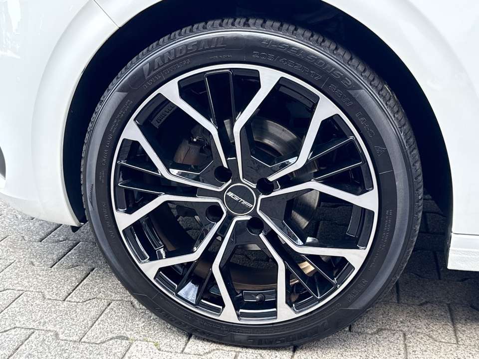 Peugeot 208 - Imagem 18