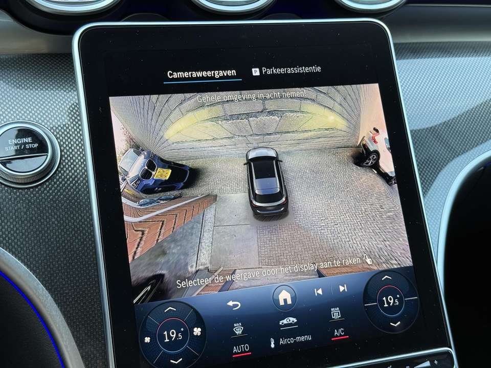 Mercedes-Benz C 300 - Imagem 9