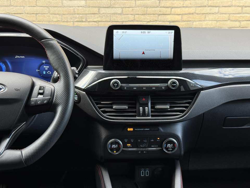 Ford Kuga - Imagem 11