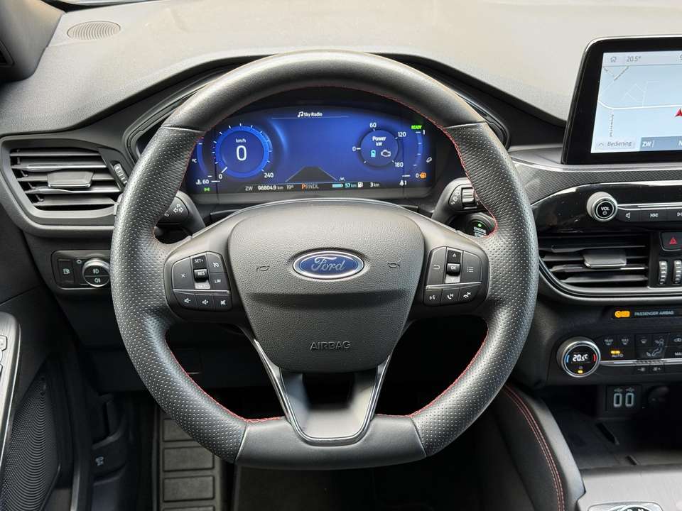 Ford Kuga - Imagem 12