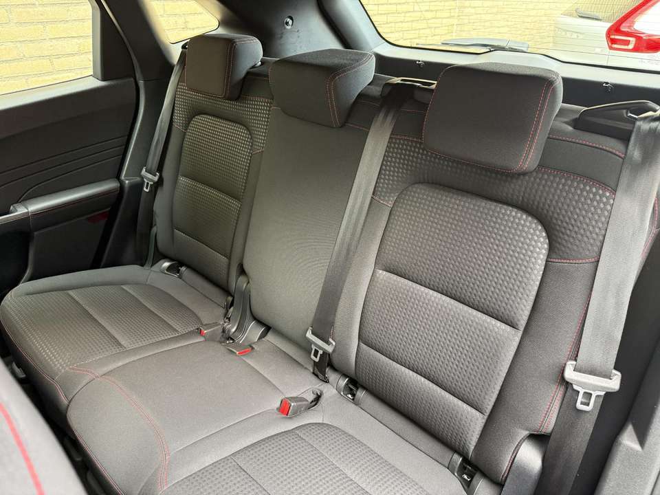 Ford Kuga - Imagem 18