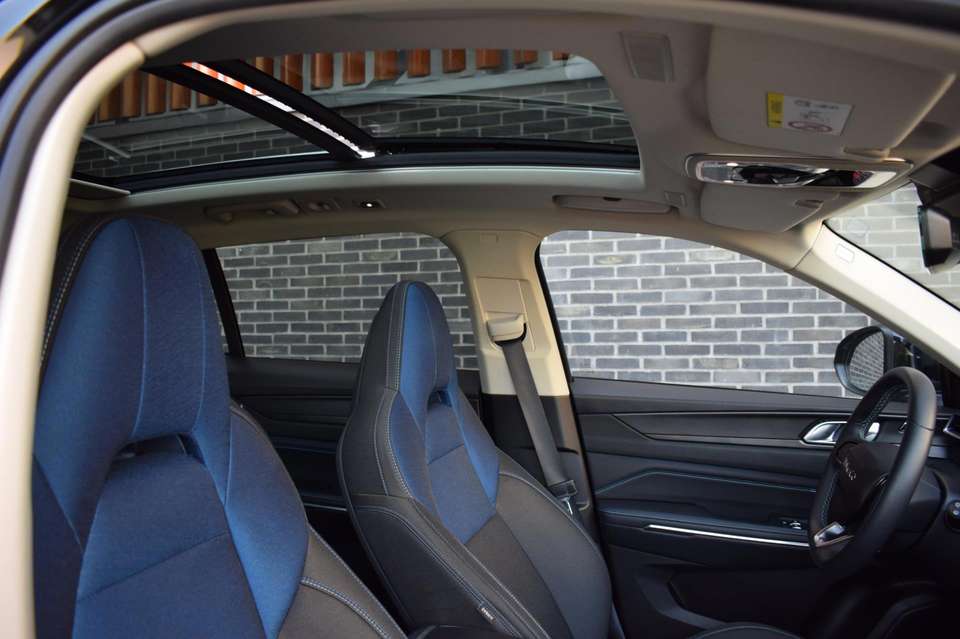 Lynk & Co 01 - Imagem 9