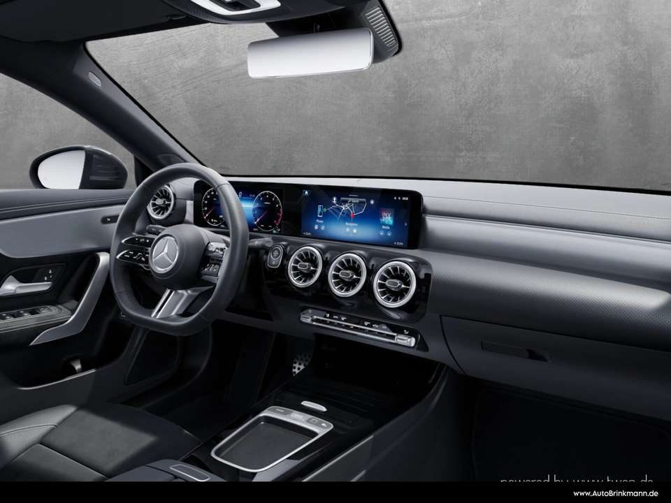Mercedes-Benz CLA 200 - Imagem 12