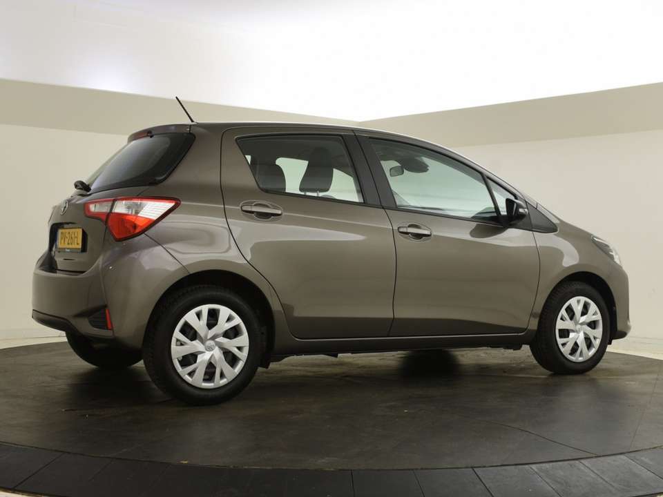 Toyota Yaris - Imagem 2
