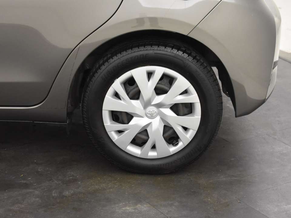 Toyota Yaris - Imagem 14
