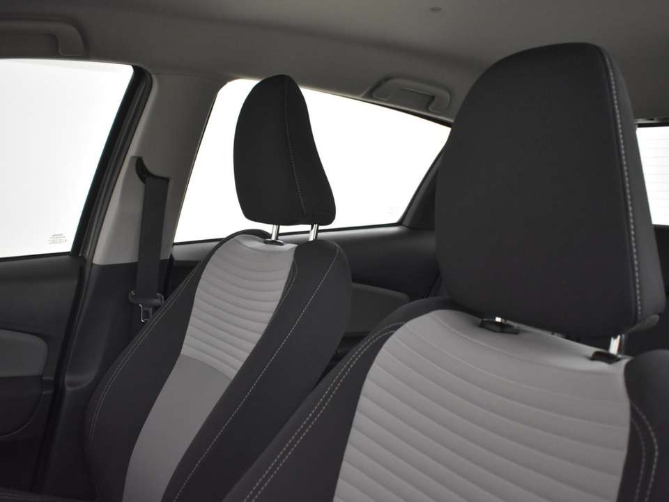 Toyota Yaris - Imagem 15