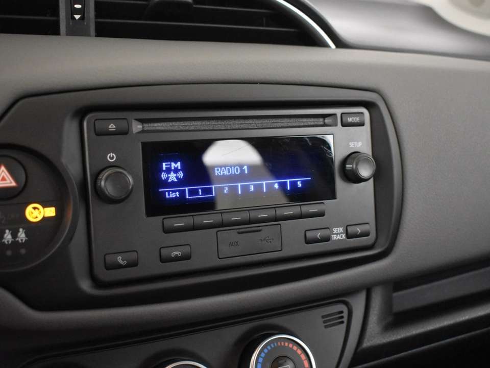Toyota Yaris - Imagem 17