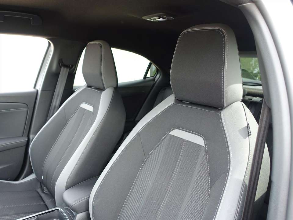 Car picture 18
