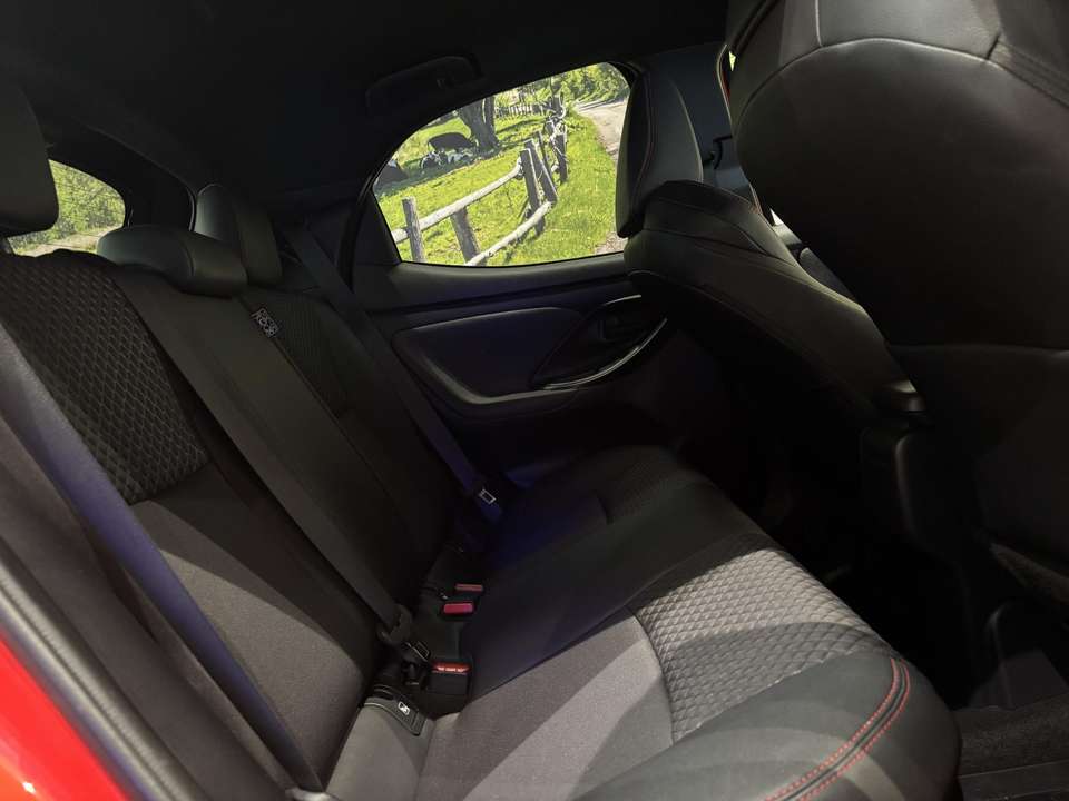 Toyota Yaris - Imagem 7