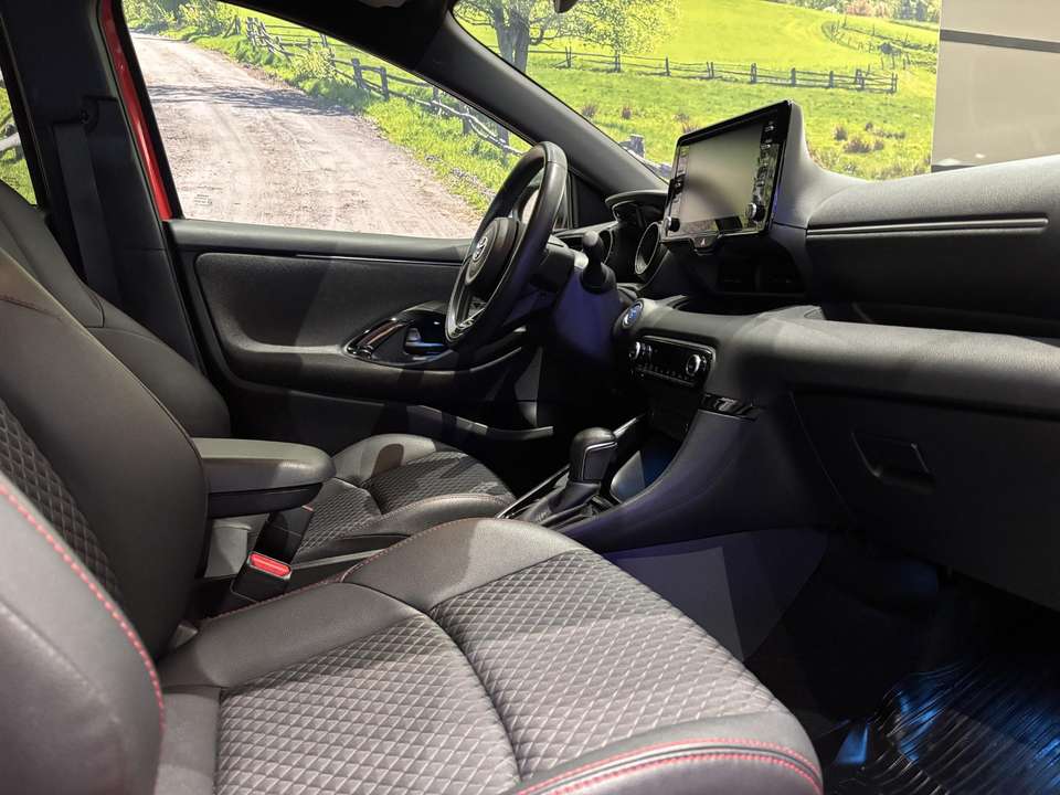 Toyota Yaris - Imagem 8