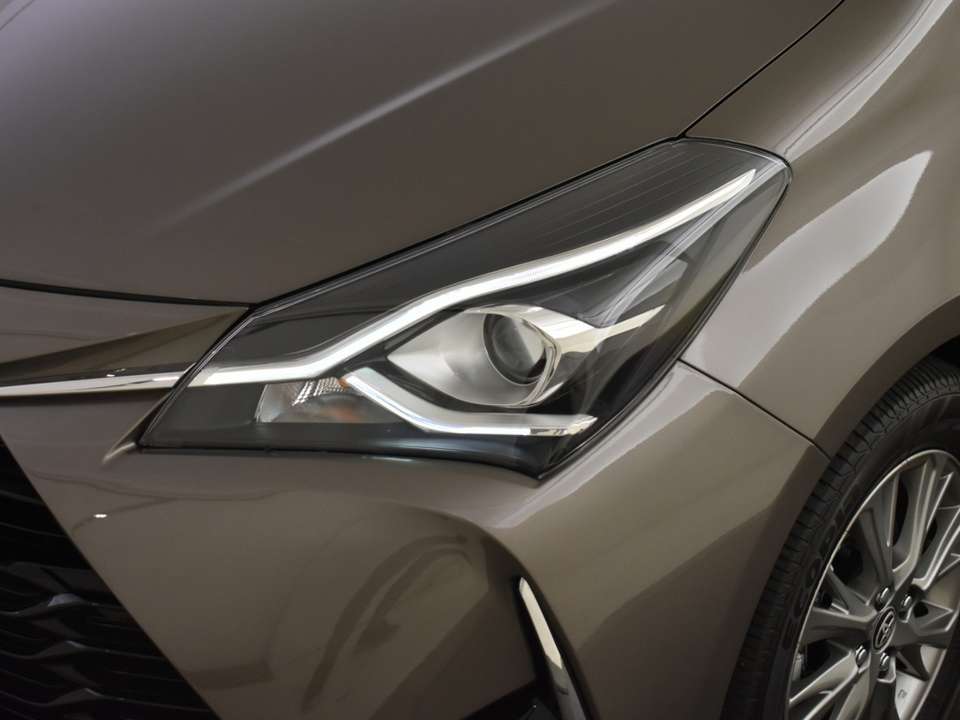 Toyota Yaris - Imagem 8