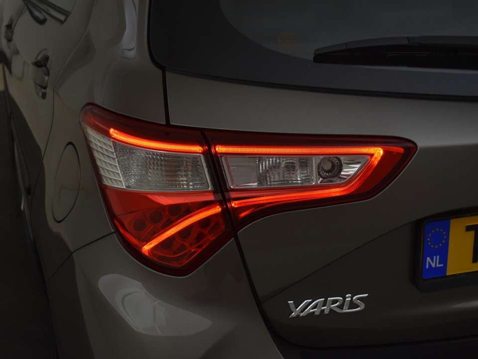 Toyota Yaris - Imagem 10