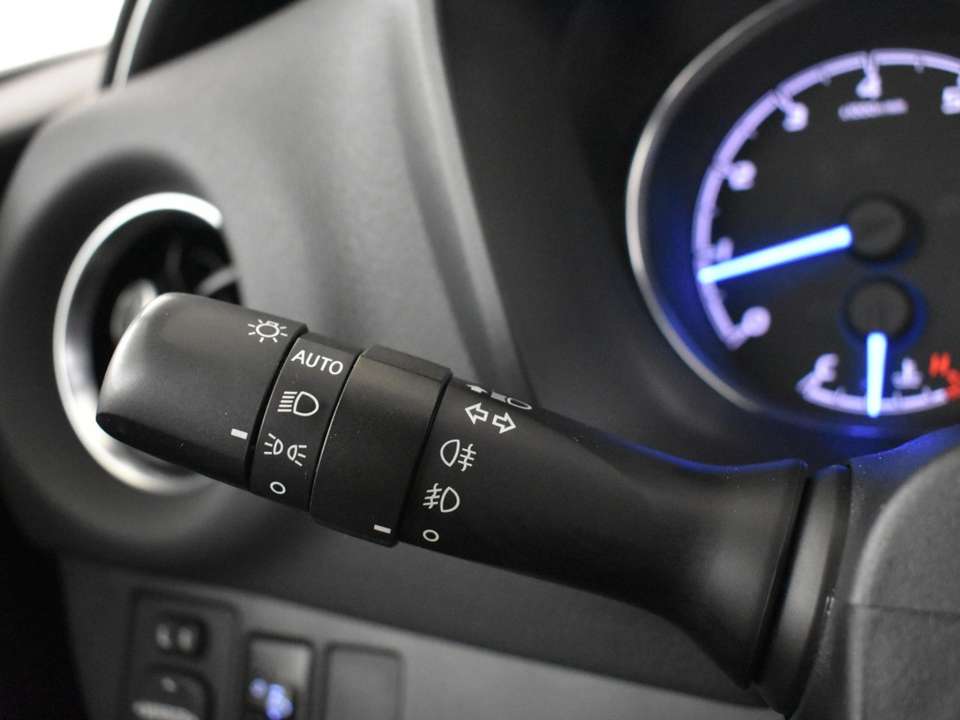 Toyota Yaris - Imagem 16