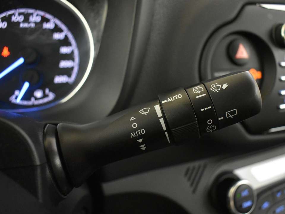 Toyota Yaris - Imagem 18