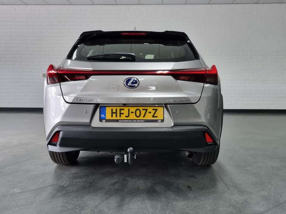 Lexus UX 250h - Imagem 5