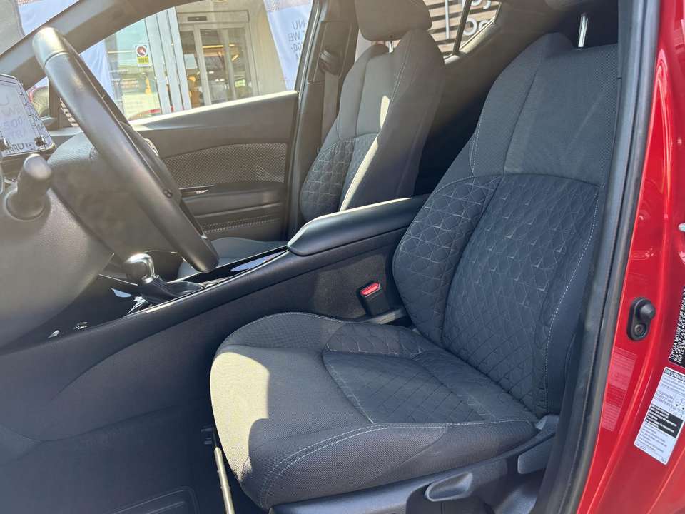 Toyota C-HR - Imagem 14