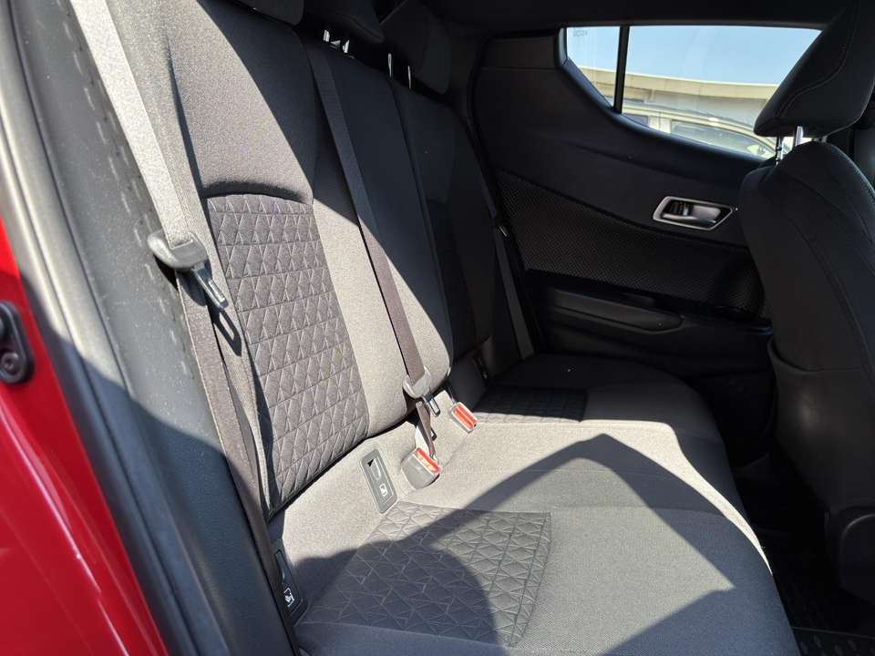 Toyota C-HR - Imagem 17