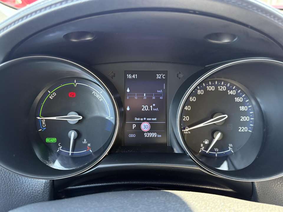 Toyota C-HR - Imagem 18