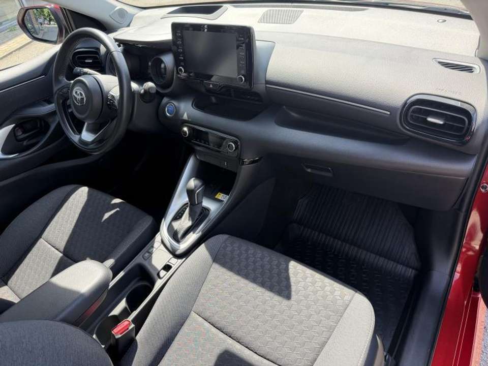 Toyota Yaris - Imagem 14