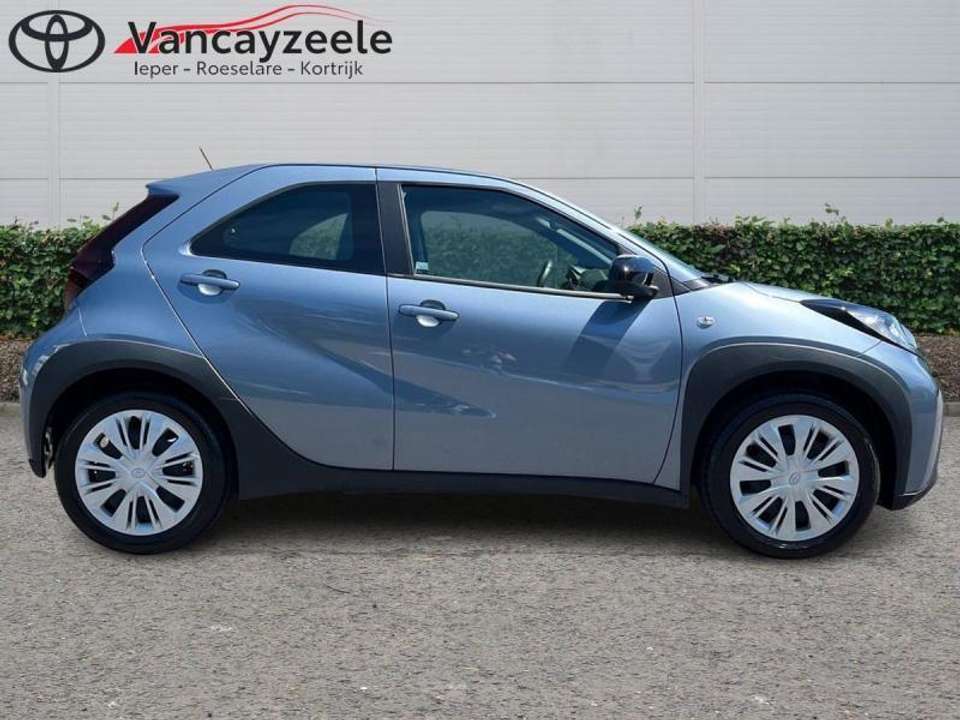 Toyota Aygo X - Imagem 3