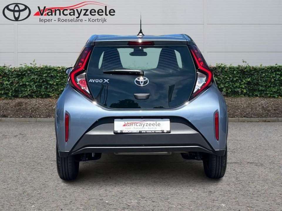 Toyota Aygo X - Imagem 6