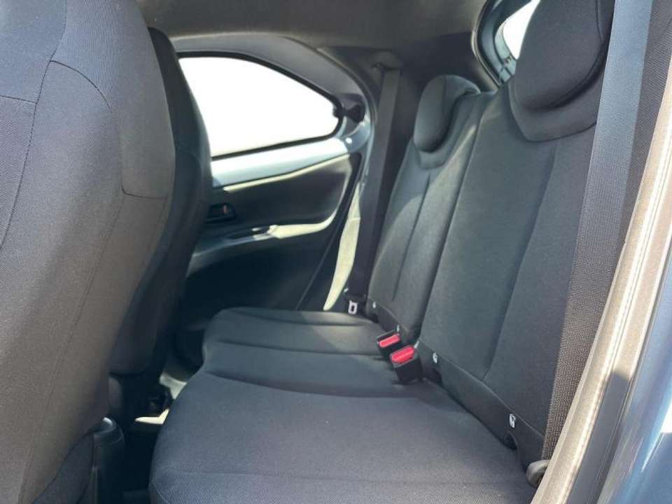 Toyota Aygo X - Imagem 8