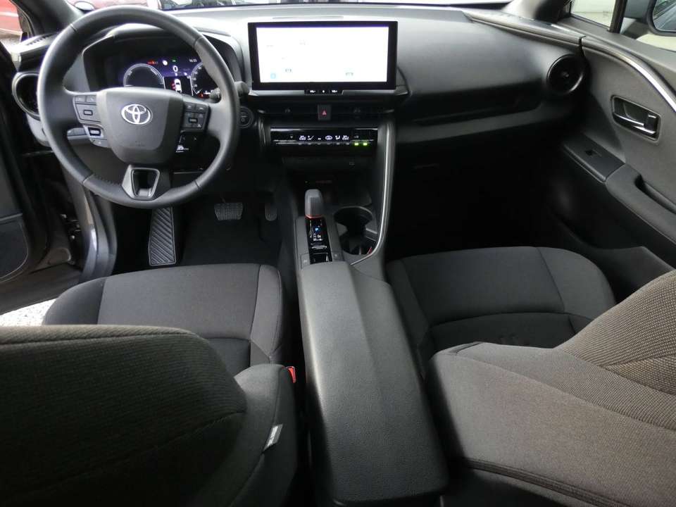 Toyota C-HR - Imagem 13