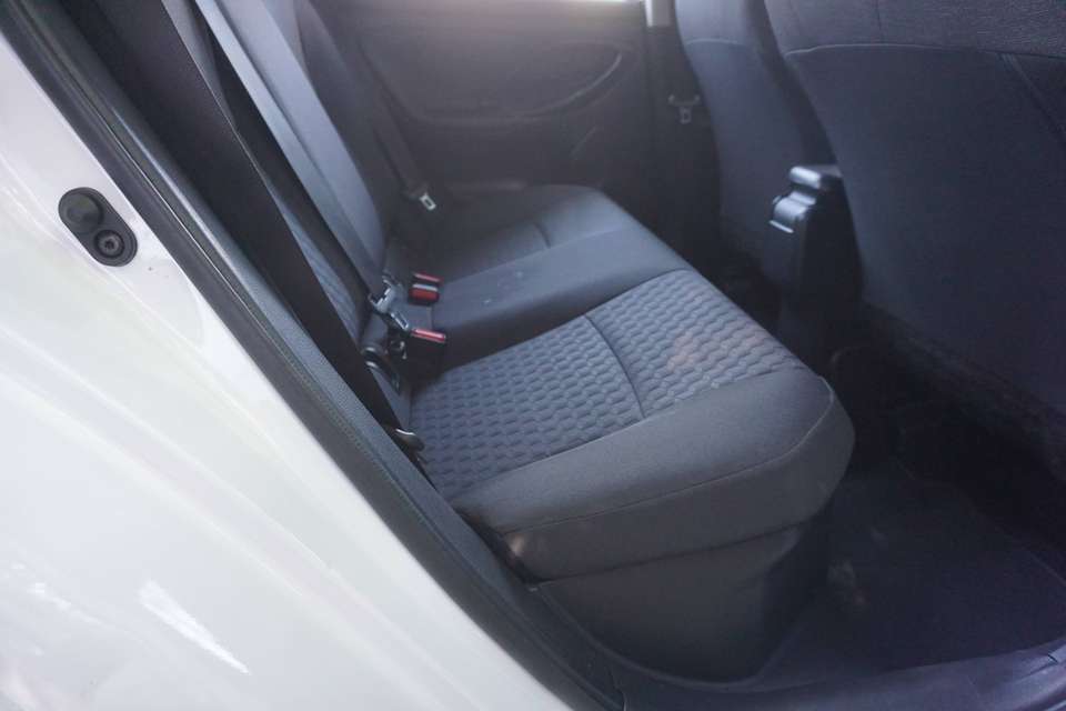 Toyota Yaris - Imagem 10