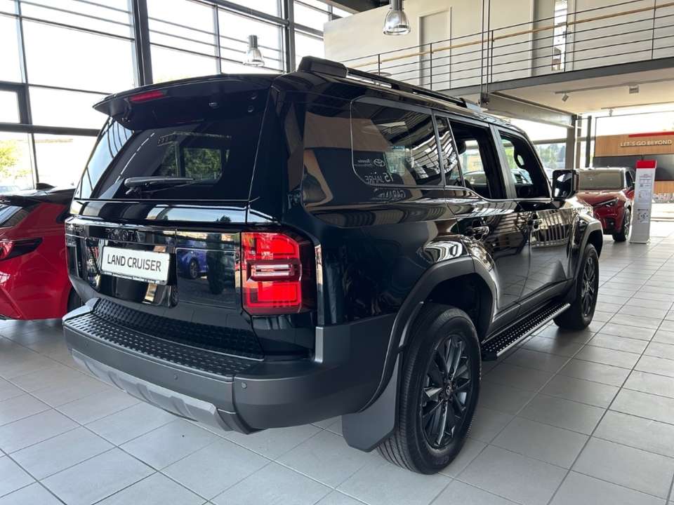 Toyota Land Cruiser - Imagem 3