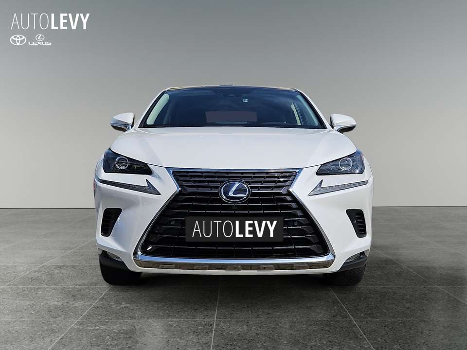 Lexus NX 300 - Imagem 9