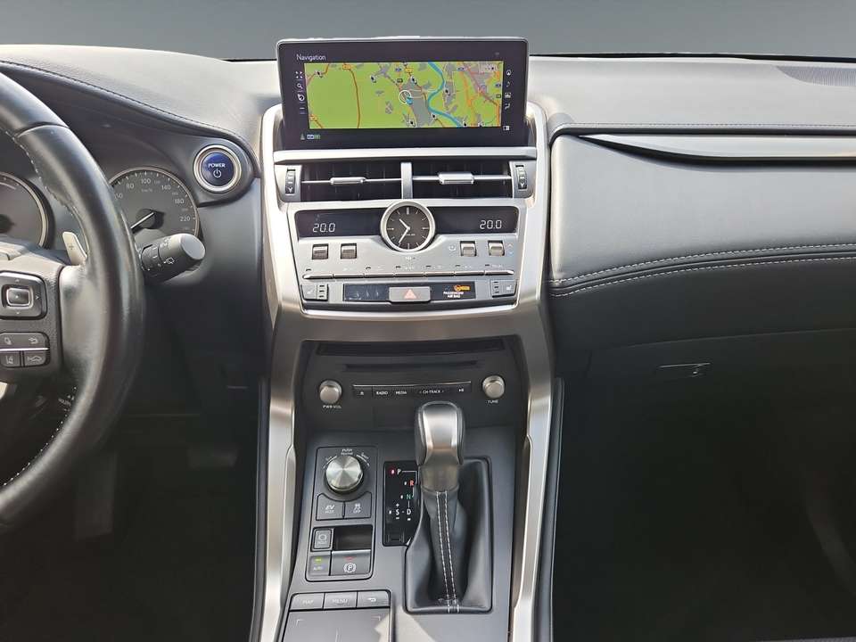 Lexus NX 300 - Imagem 12