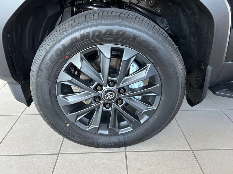 Toyota Land Cruiser - Imagem 8