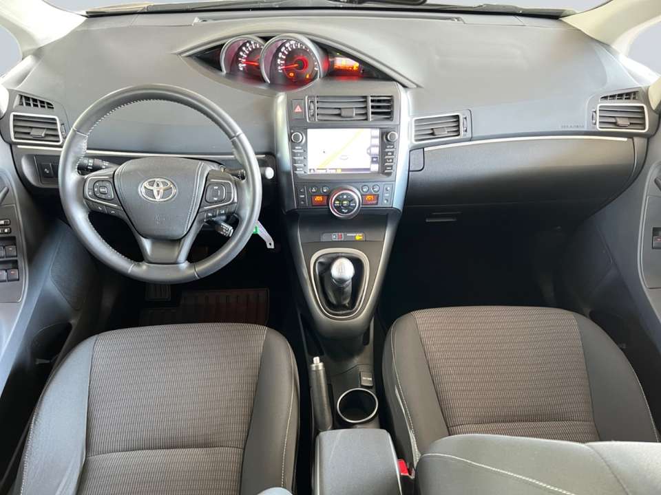 Toyota Verso - Imagem 12
