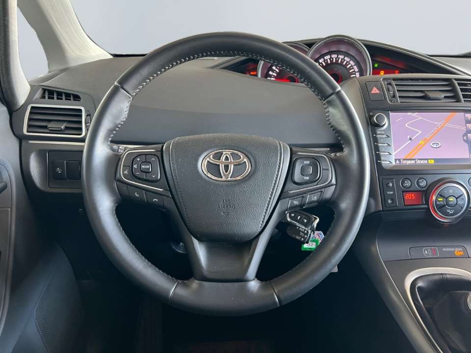 Toyota Verso - Imagem 13