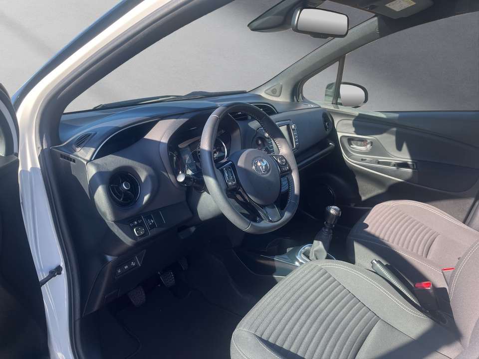 Toyota Yaris - Imagem 9