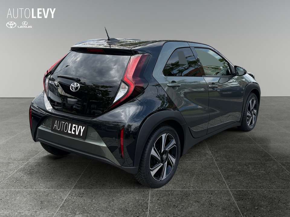 Toyota Aygo X - Imagem 6