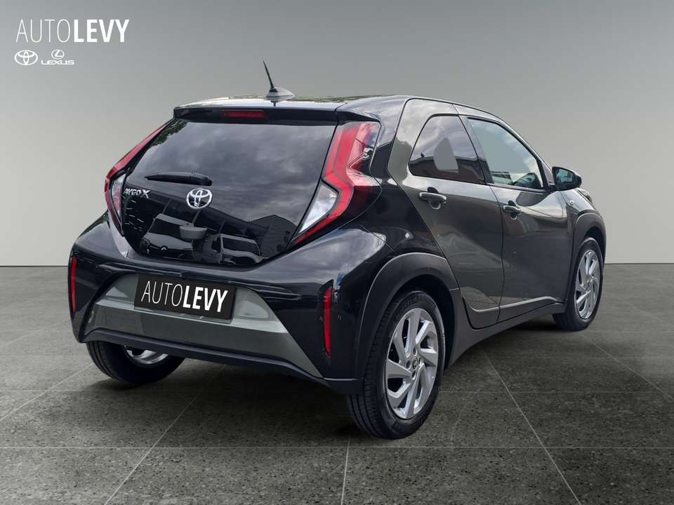 Toyota Aygo X - Imagem 6
