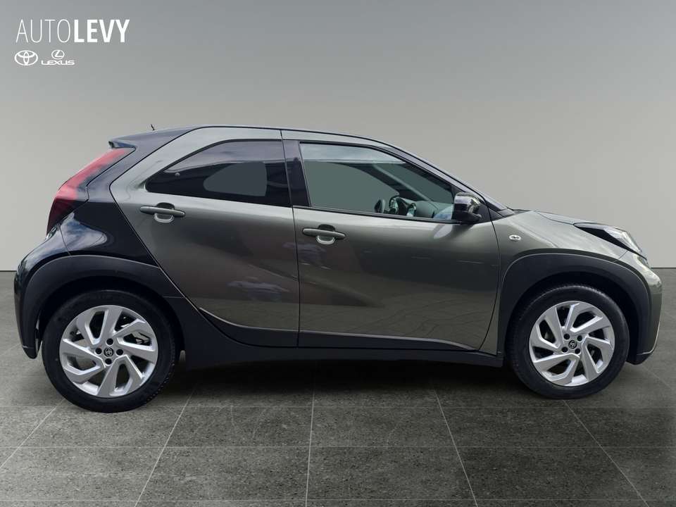 Toyota Aygo X - Imagem 7