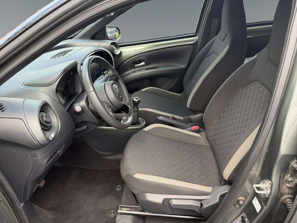 Toyota Aygo X - Imagem 10