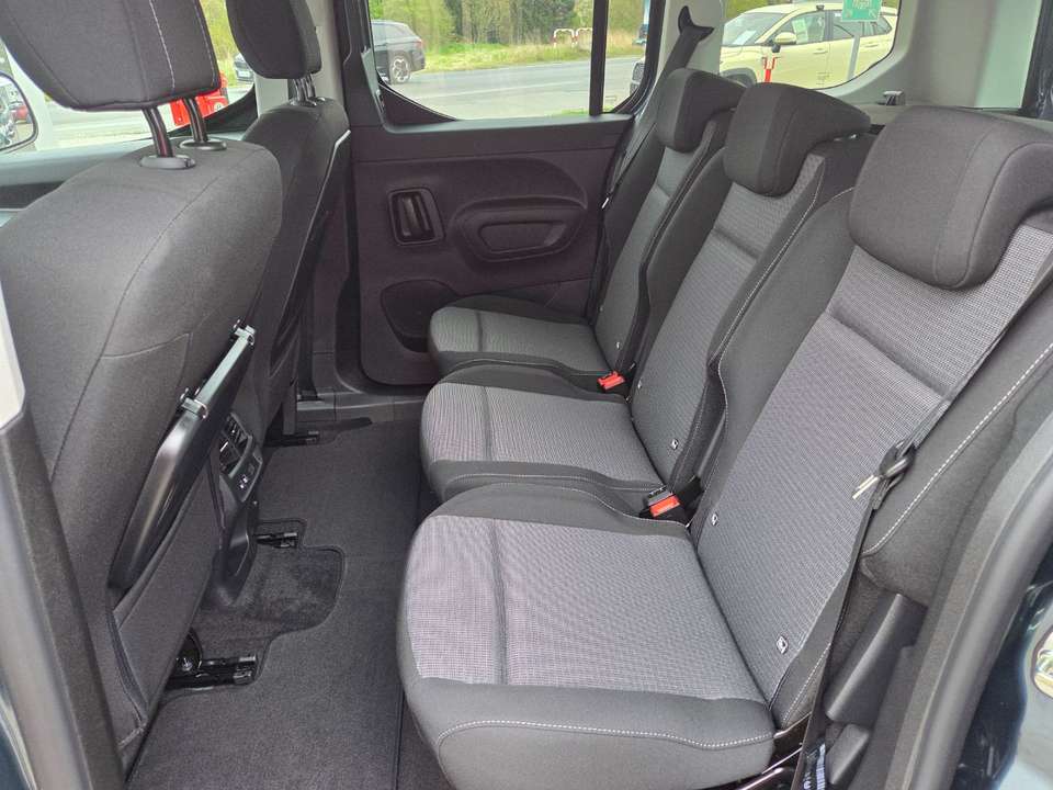 Toyota Proace City - Imagem 10